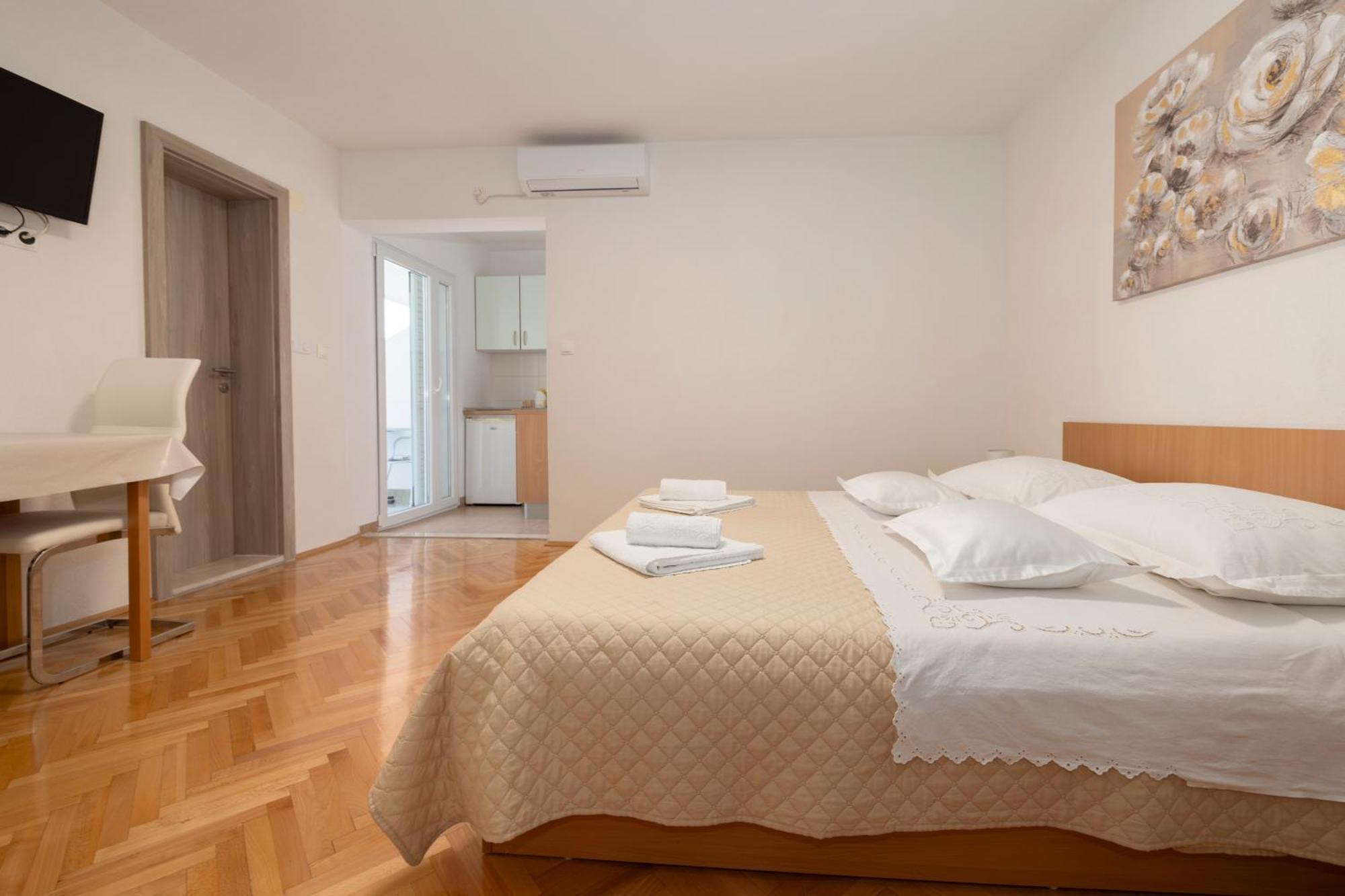Apartmani Marta Tučepi Exteriér fotografie