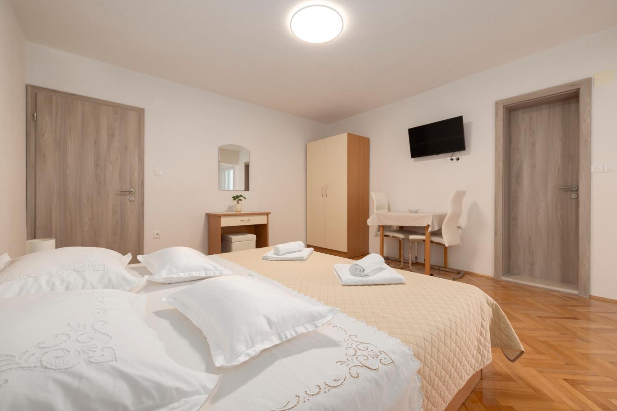 Apartmani Marta Tučepi Exteriér fotografie